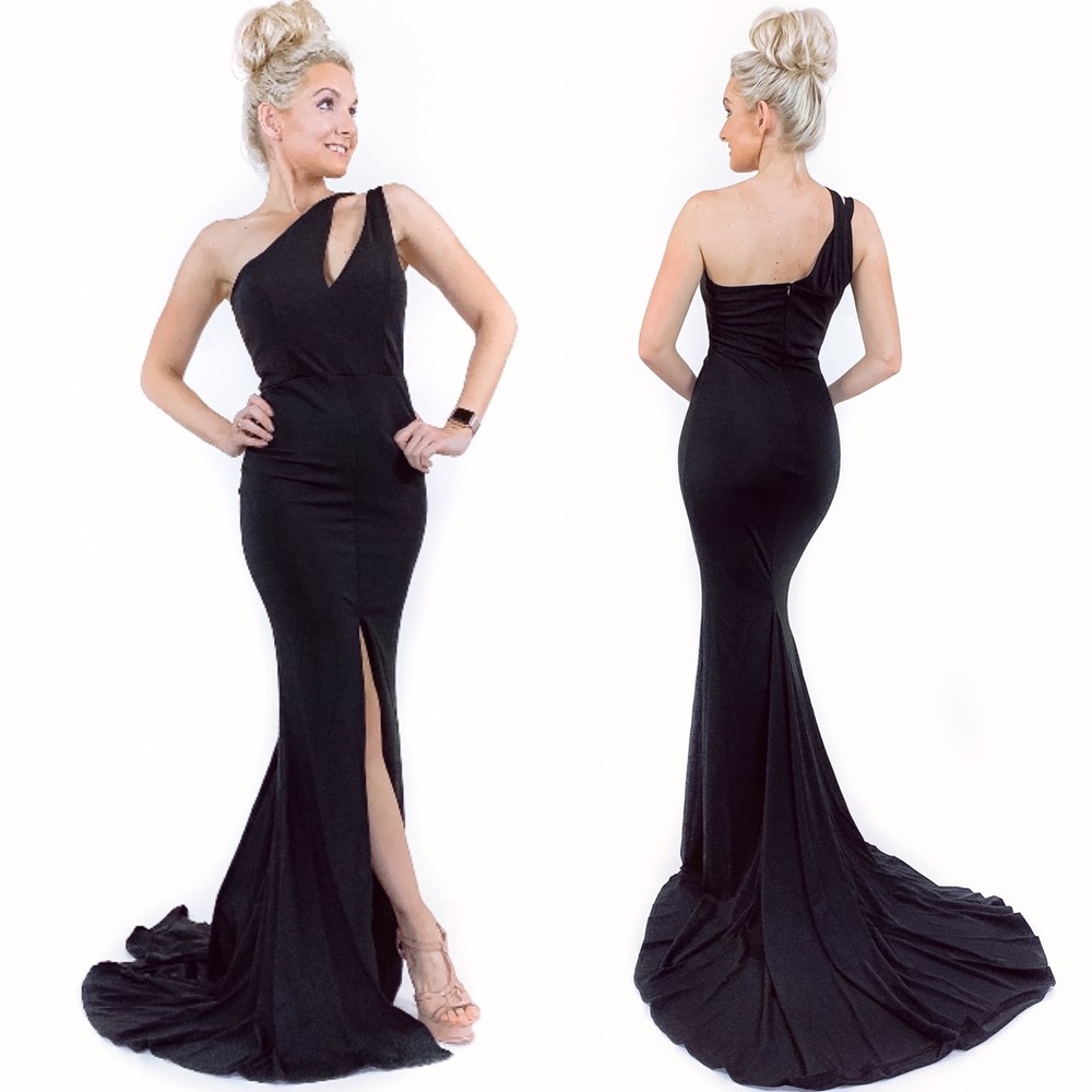 Black Fitted Pageant Evening Gown Prom Dress